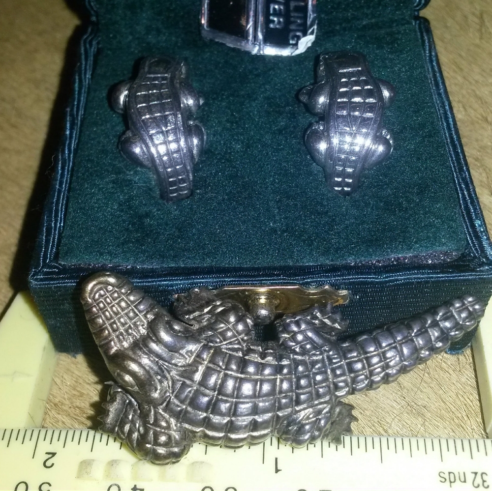 Sterling silver alligator broach and earring set